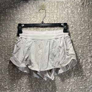 Lululemon Hotty Hot Short Off White Built in Brief Size 4 Nylon Zip Pocket 2"